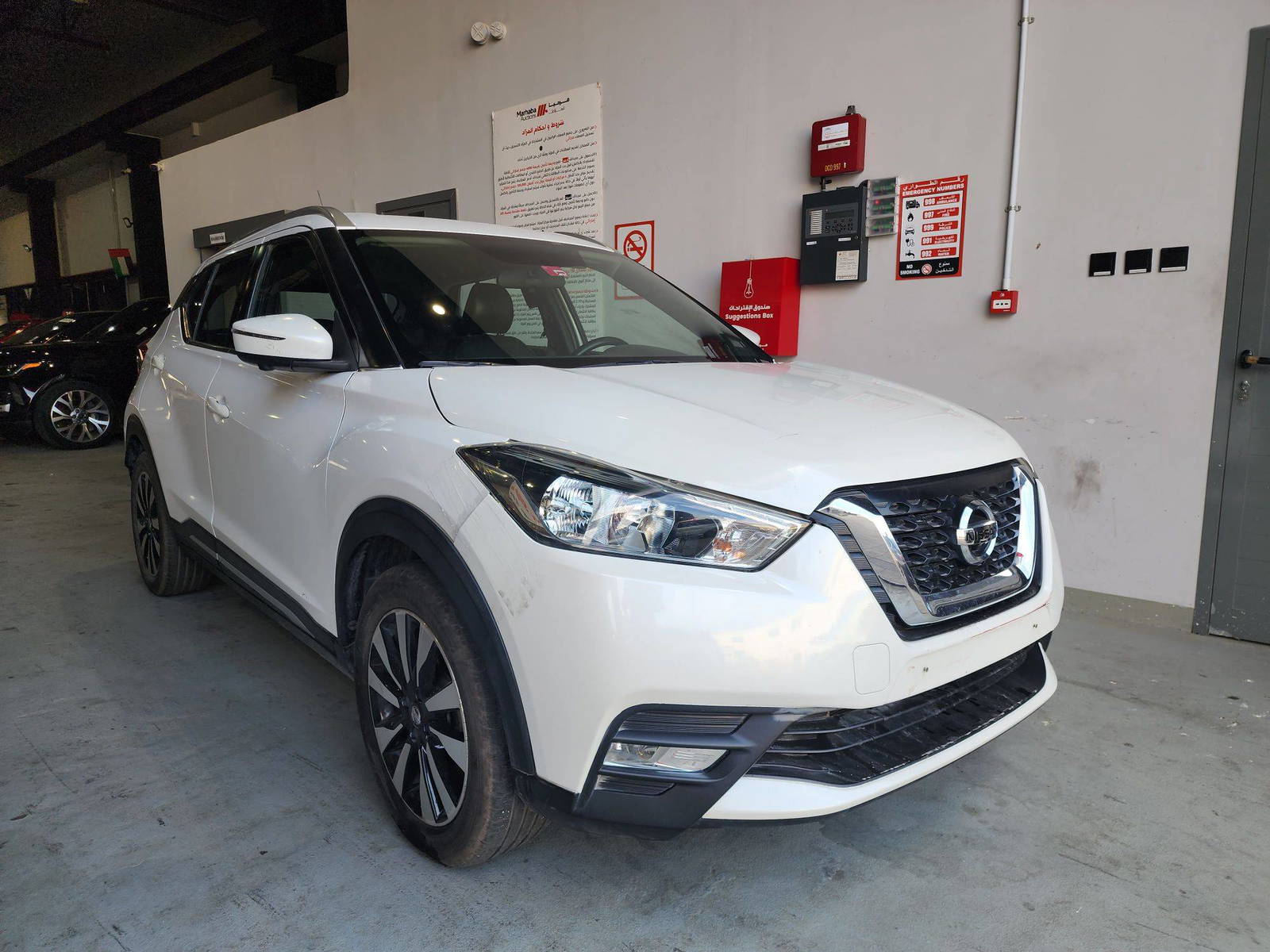 2018 NISSAN KICKS — 159595 KM — Lot 74072 — Al Quoz - Marhaba Auctions Used Cars - Image 3
