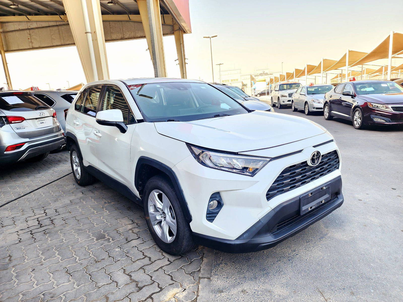 2021 TOYOTA RAV4 — 71249 KM — Lot 4M3201510 — Souq - Marhaba Auctions Used Cars - Image 4