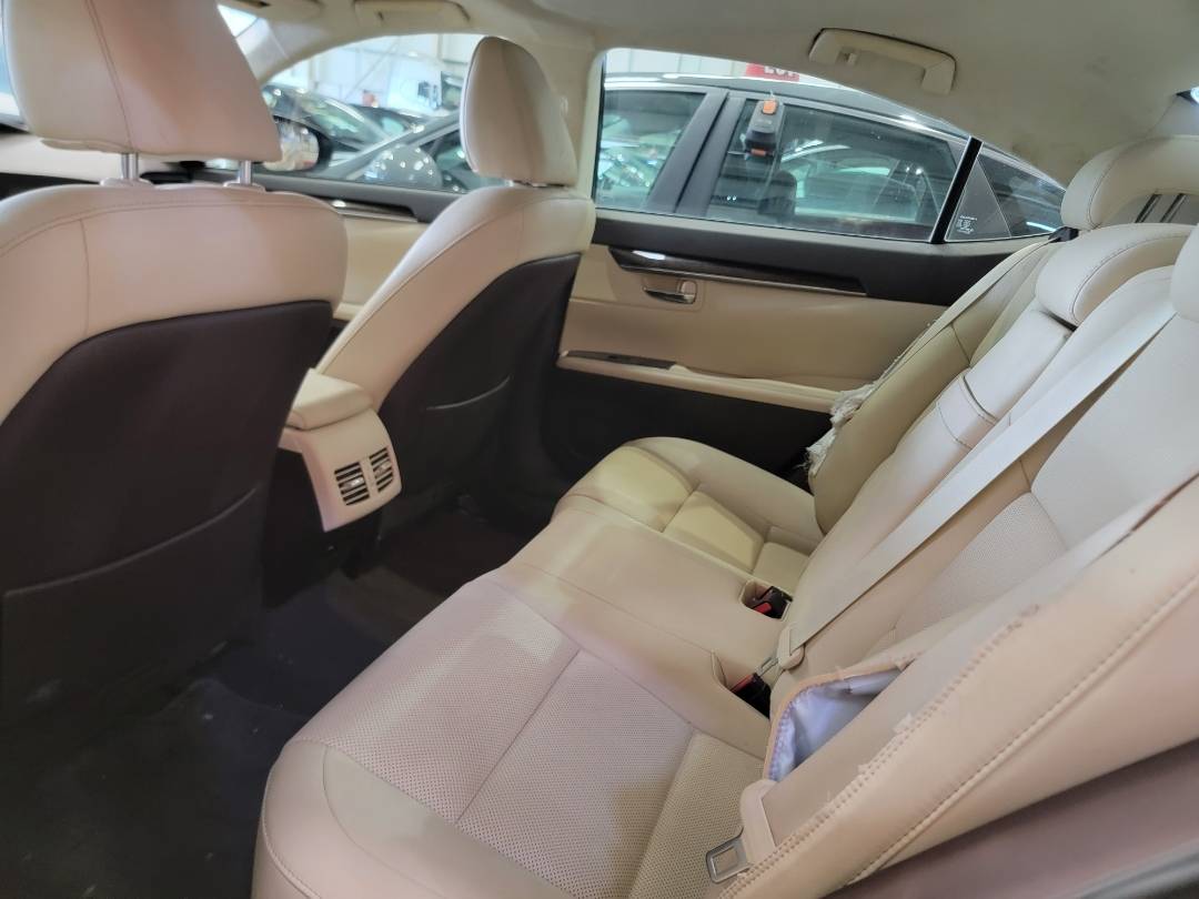 2017 LEXUS ES 350 — 75746 Miles — Lot HU038545 — Main - Marhaba Auctions Used Cars - Image 6