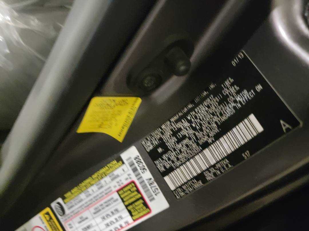 2013 TOYOTA SIENNA — 211095 Miles — Lot S329354 — Main - Marhaba Auctions Used Cars - Image 9