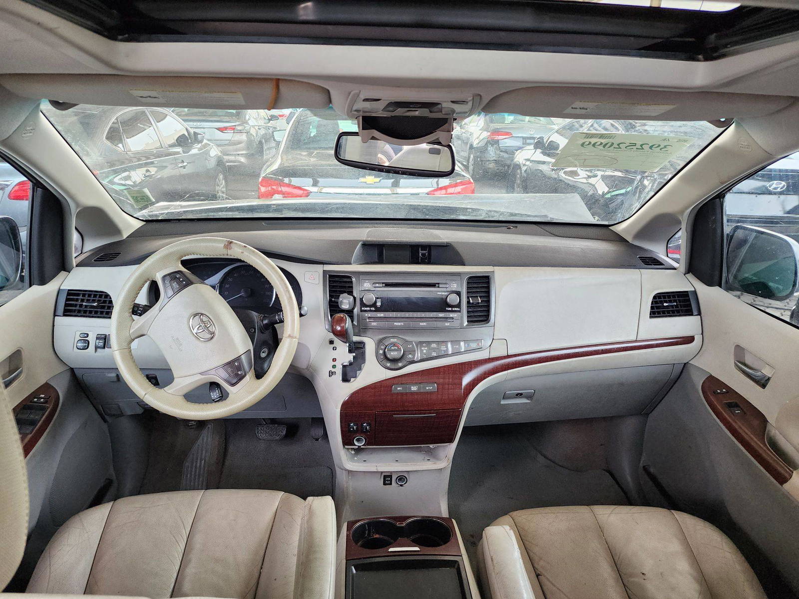 2011 TOYOTA SIENNA — 180135 Miles — Lot 98777 — Souq - Marhaba Auctions Used Cars - Image 8