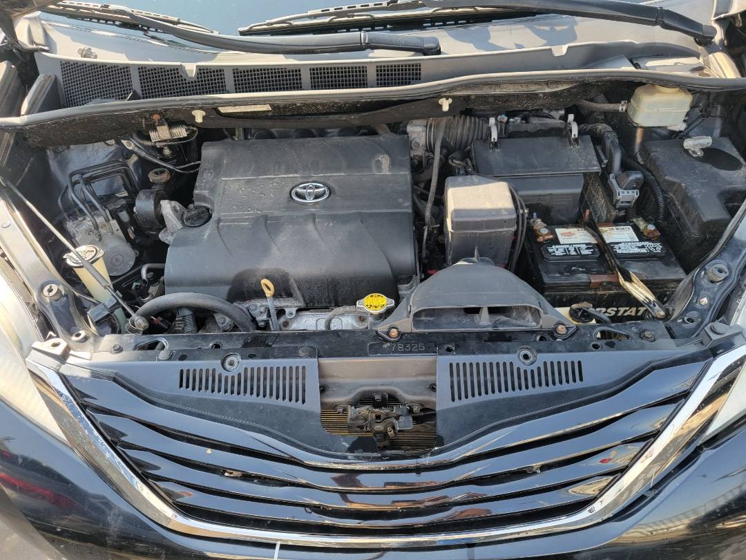 2016 TOYOTA SIENNA — 93007 Miles — Lot 762779 — Main - Marhaba Auctions Used Cars - Image 11