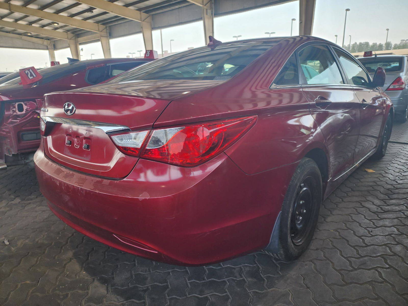 2011 HYUNDAI SONATA — 91593 Miles — Lot 81732943 — Souq - Marhaba Auctions Used Cars - Image 3