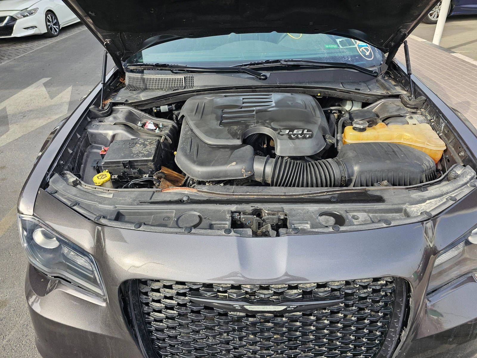 2016 CHRYSLER 300 — 130710 Miles — Lot GG7GH224969 — Souq - Marhaba Auctions Used Cars - Image 11