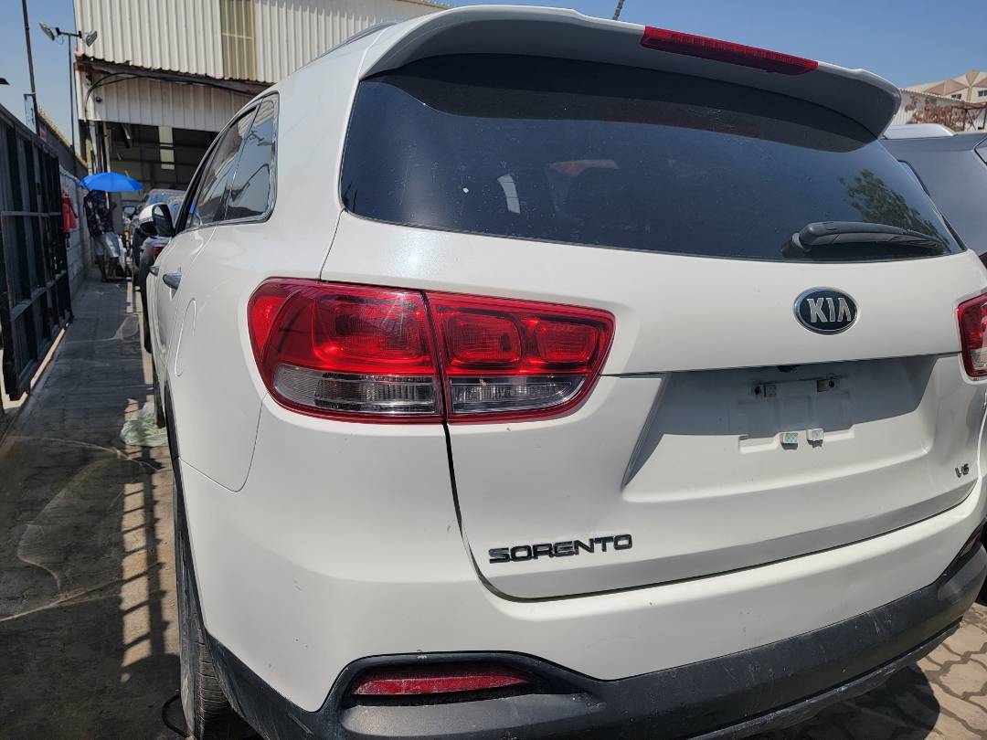 2018 KIA SORENTO — 149239 Miles — Lot 41282284 — Main - Marhaba Auctions Used Cars - Image 9