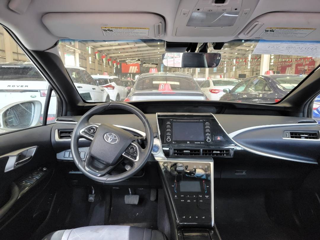 2018 TOYOTA MIRAI — 69584 KM — Lot A005170 — Main - Marhaba Auctions Used Cars - Image 8