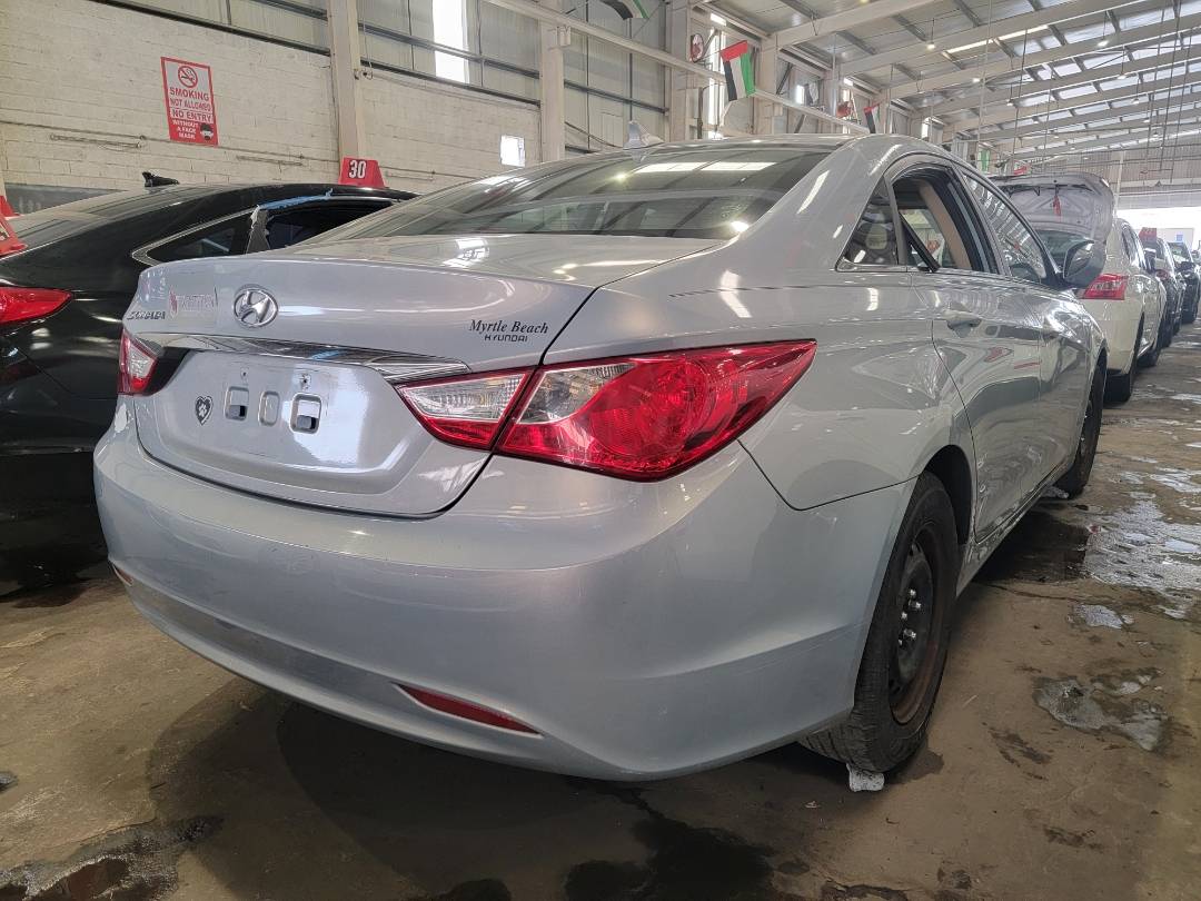 2011 HYUNDAI SONATA — 191087 Miles — Lot H139773 — Main - Marhaba Auctions Used Cars - Image 3