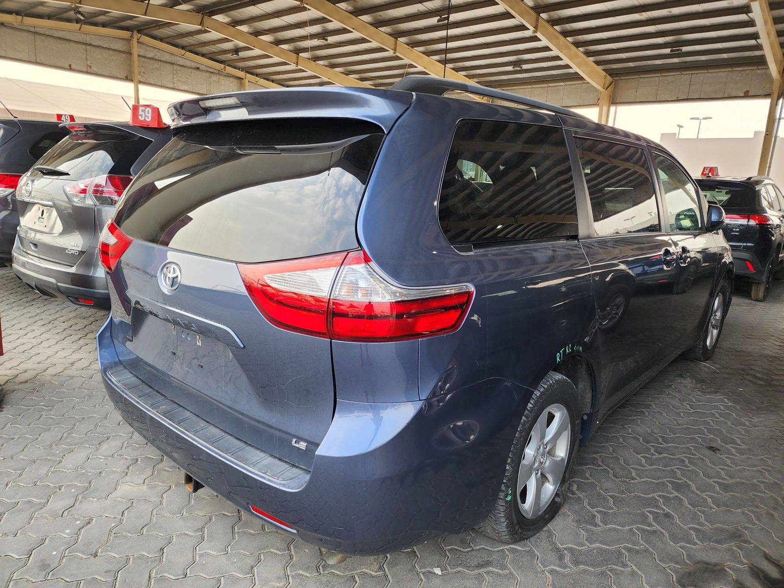 2016 TOYOTA SIENNA — 157056 Miles — Lot 45182564 — Ind. 12 - Marhaba Auctions Used Cars - Image 3