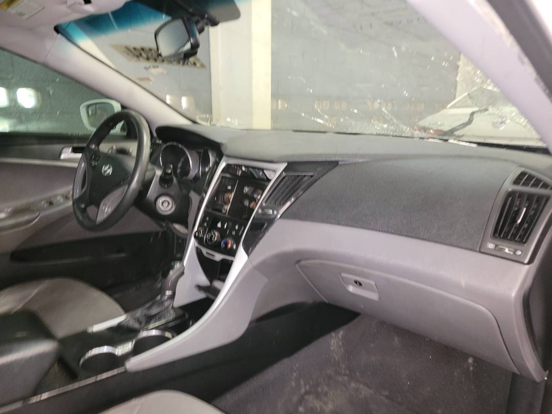 2014 HYUNDAI SONATA — 153402 Miles — Lot H816651 — Main - Marhaba Auctions Used Cars - Image 9