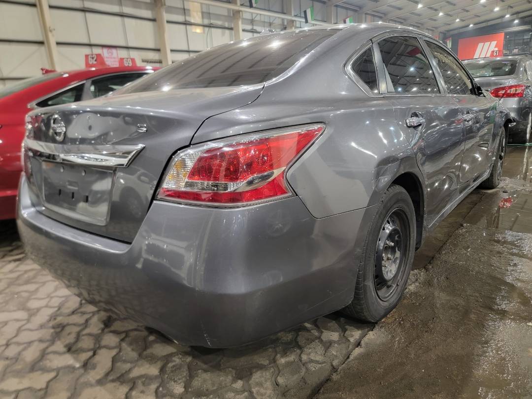 2015 NISSAN ALTIMA — 166279 Miles — Lot 73762643 - Marhaba Auctions Used Cars - Image 4