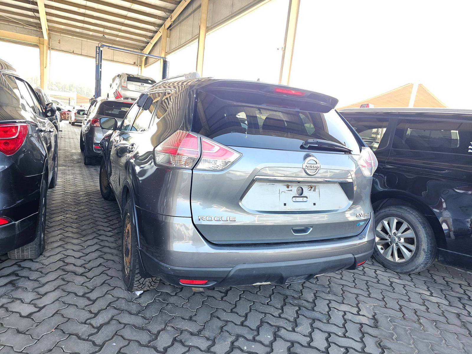 2014 NISSAN ROGUE — 237040 KM — Lot 12343569 — Main - Marhaba Auctions Used Cars - Image 3