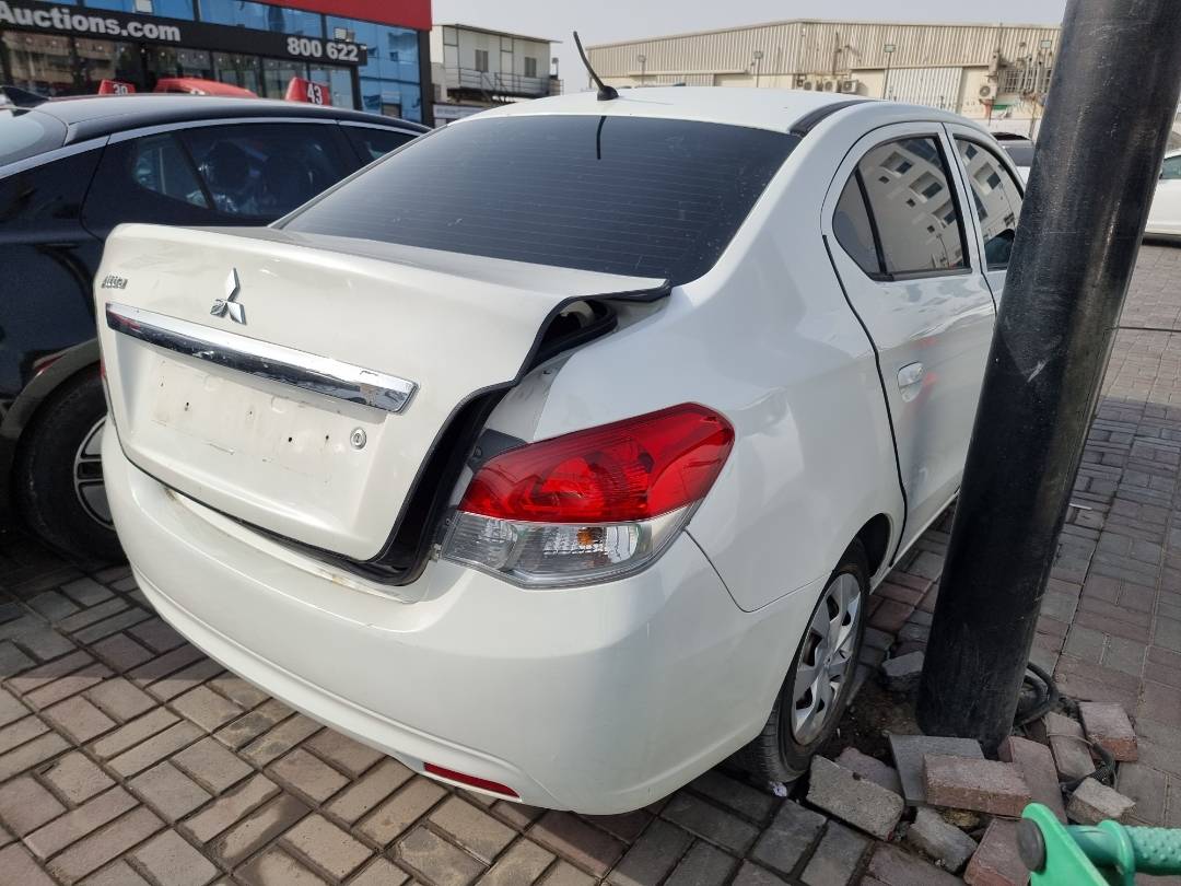 2014 MITSUBISHI ATTRAGE — 309908 KM — Lot 12113 — Ind. 12 - Marhaba Auctions Used Cars - Image 4