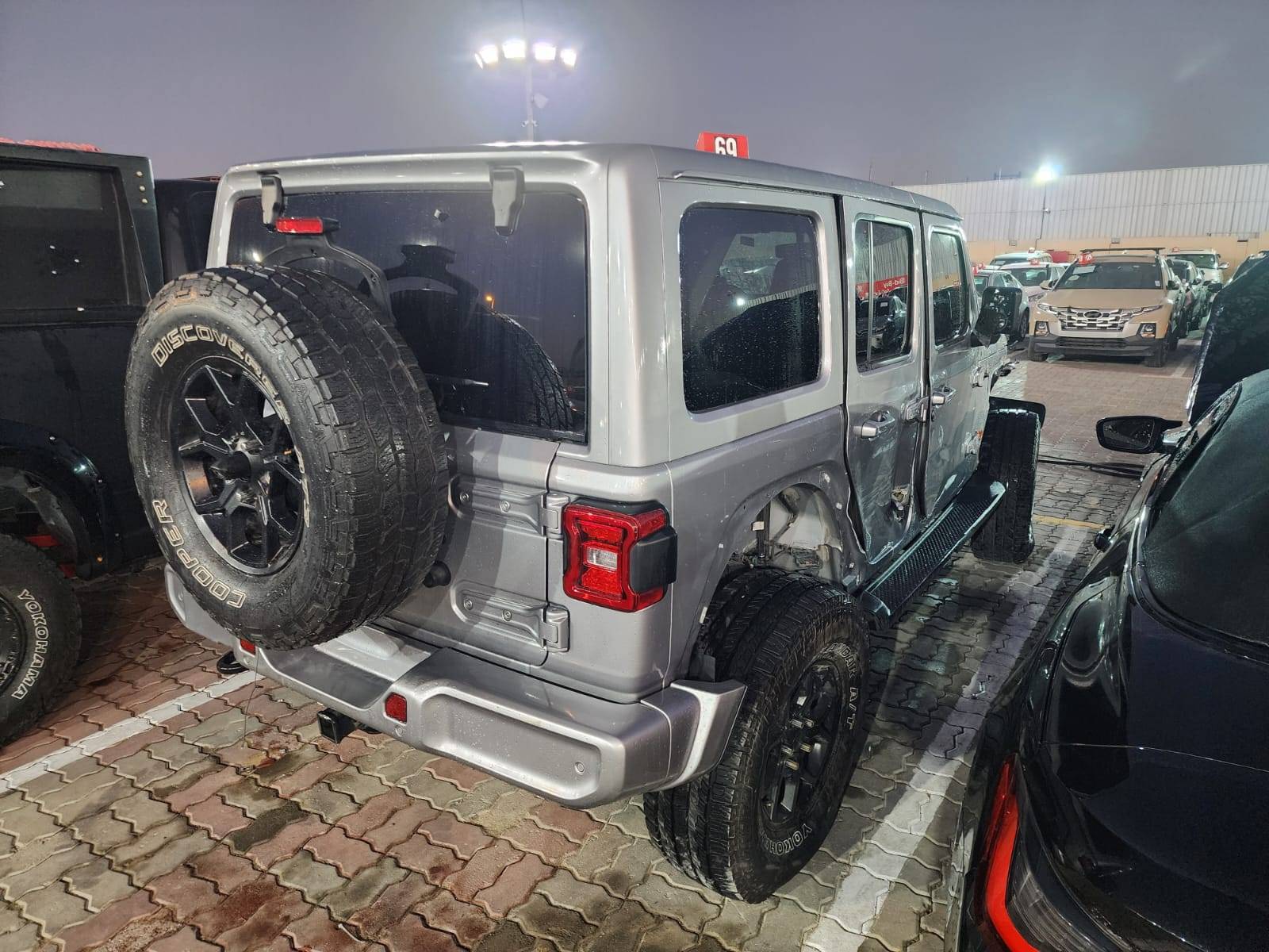 JEEP WRANGLER UNLIMITED SAHARA 2021 - Marhaba Auction Used Cars - Image 6