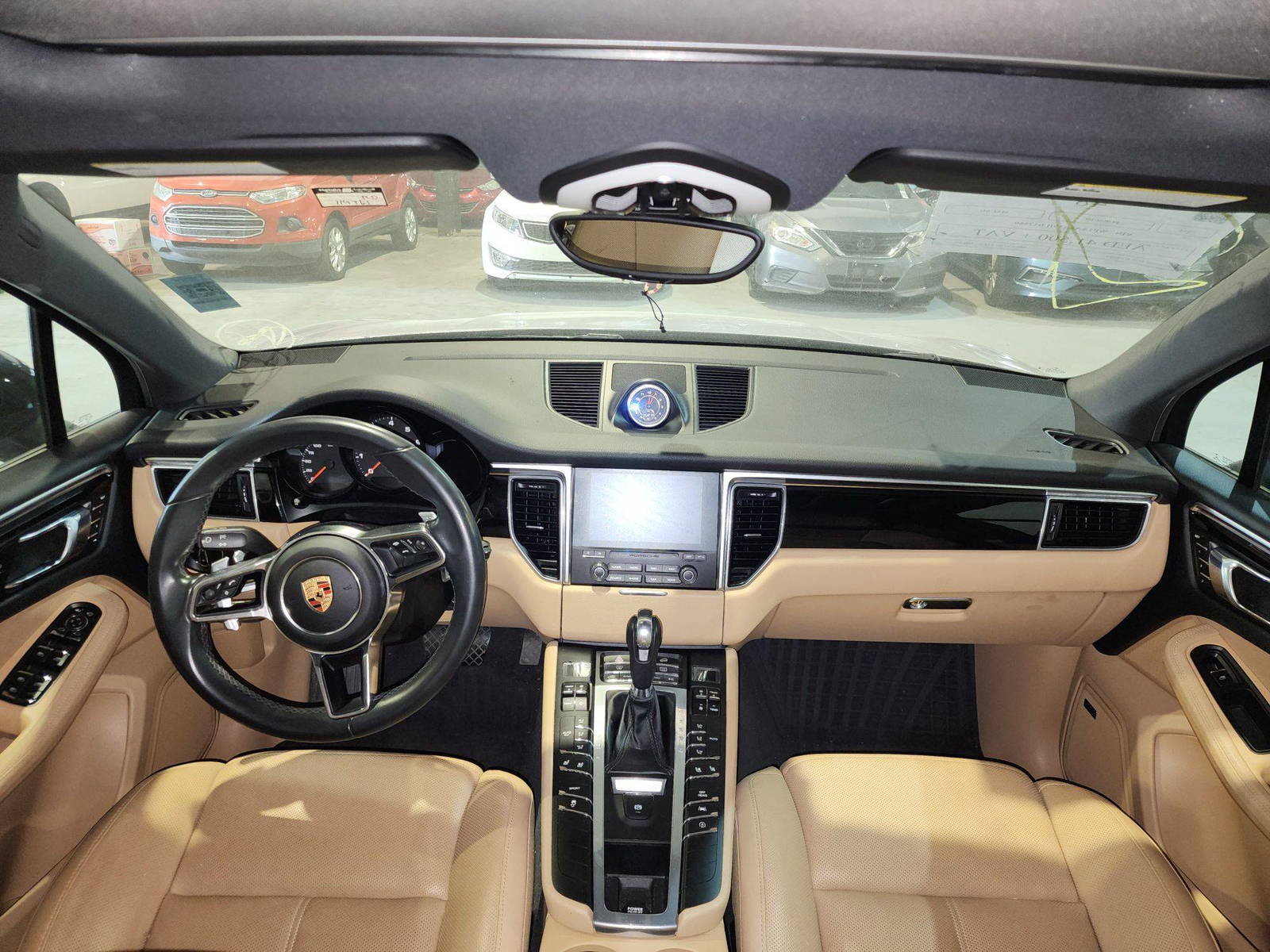 2018 PORSCHE MACAN — 114361 Miles — Lot 41423025 — Main - Marhaba Auctions Used Cars - Image 8