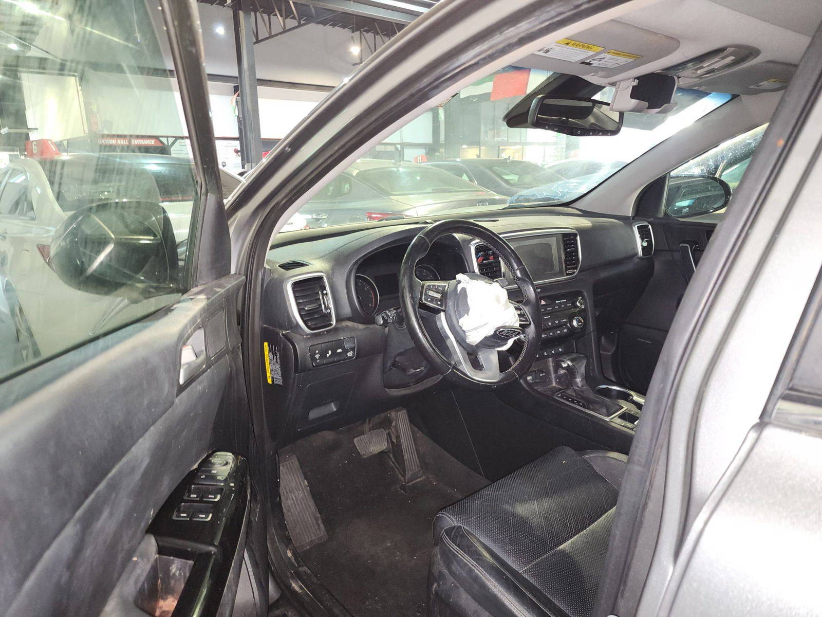 2020 KIA SPORTAGE — 106684 Miles — Lot L7661006 — Souq - Marhaba Auctions Used Cars - Image 9