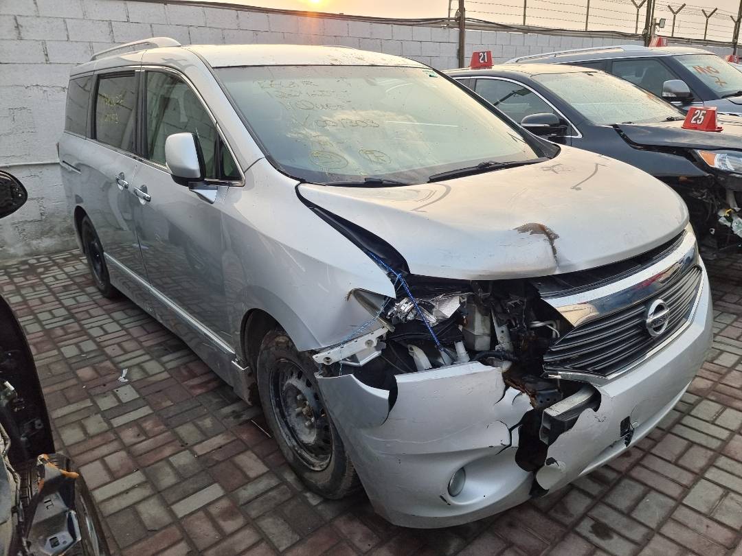 2011 NISSAN QUEST — 217547 KM — Lot 001303 — Main - Marhaba Auctions Used Cars - Image 3
