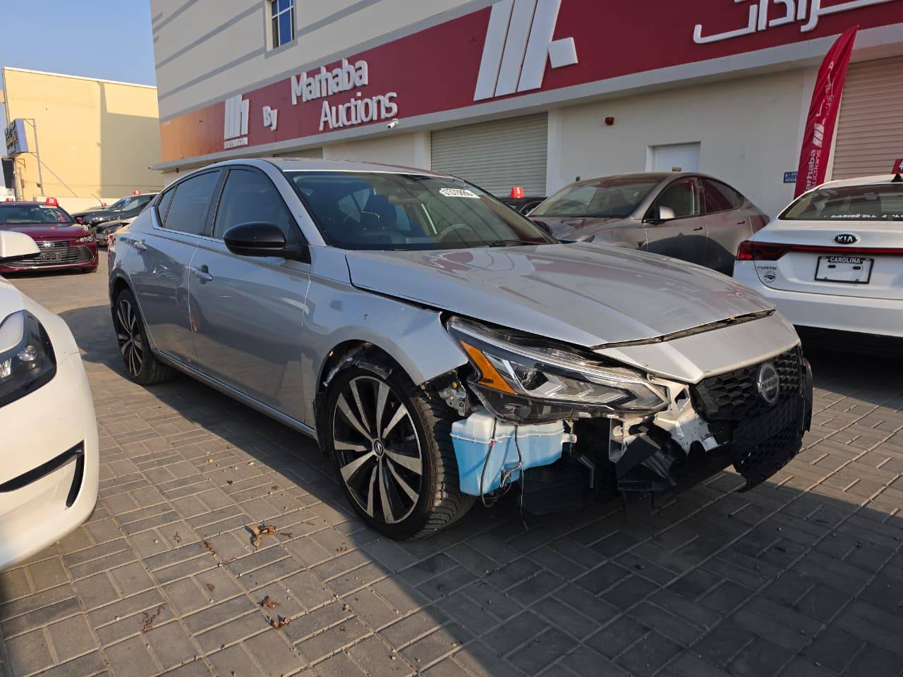 Nissan Altima 2022 view 2