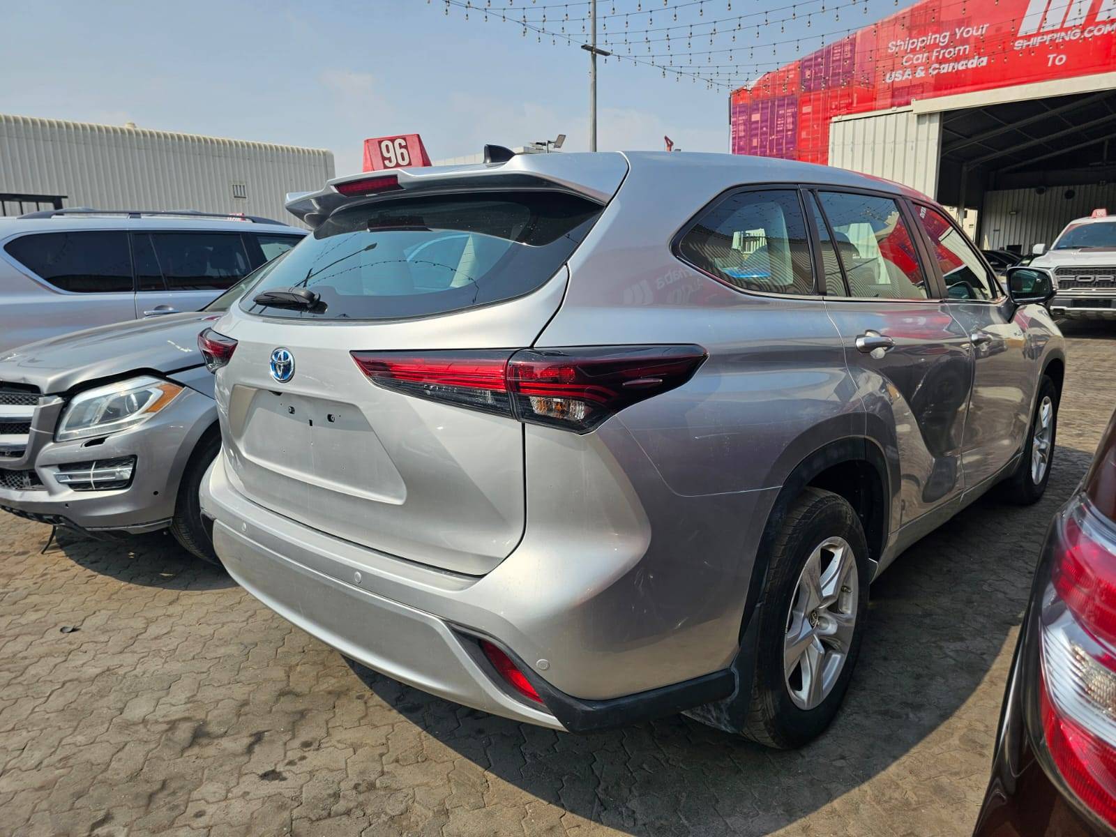 2024 TOYOTA GRAND HIGHLANDER — 287776 KM — Lot 614138 — Main - Marhaba Auctions Used Cars - Image 4