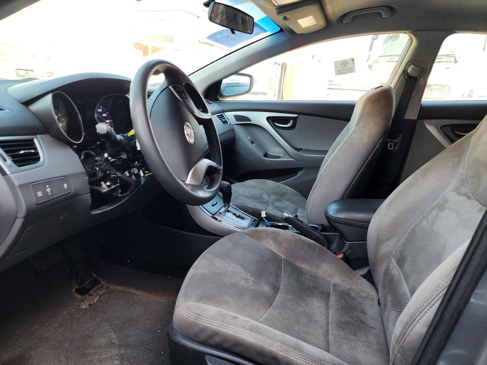 2013 HYUNDAI ELANTRA — 236139 Miles — Lot 37695112 — Al Quoz - Marhaba Auctions Used Cars - Image 9