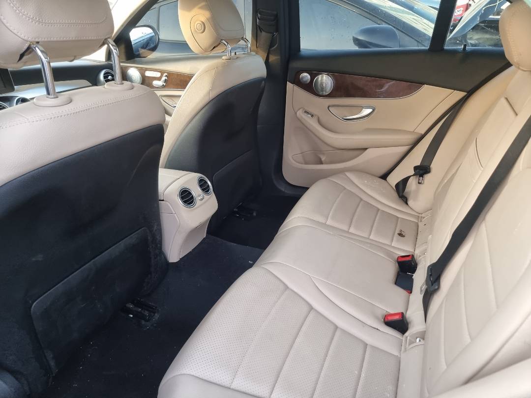 MERCEDES BENZ C300 2017 - Marhaba Auction Used Cars - Image 6