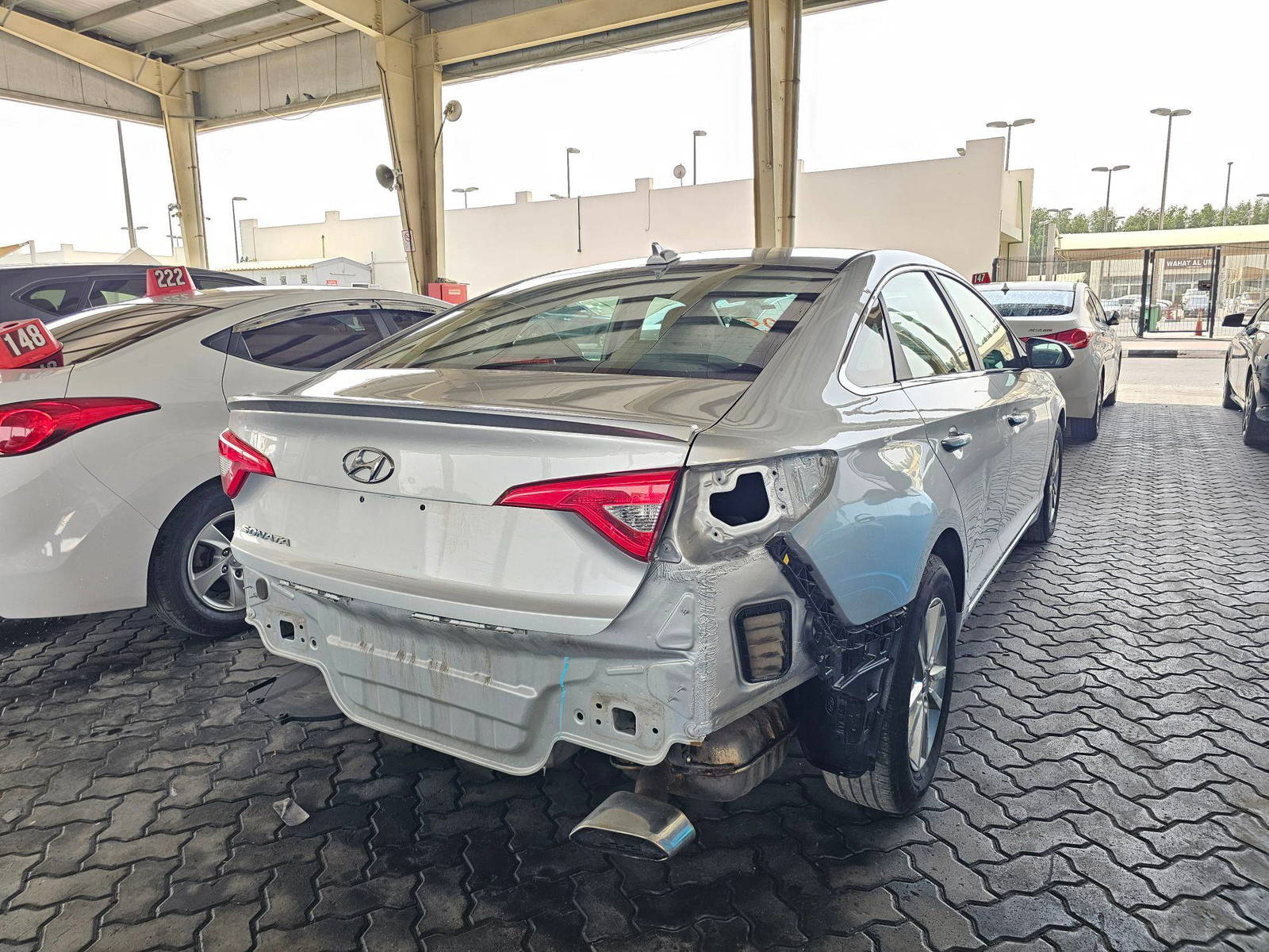 2015 HYUNDAI SONATA — 143704 Miles — Lot 44641085 — Souq - Marhaba Auctions Used Cars - Image 3