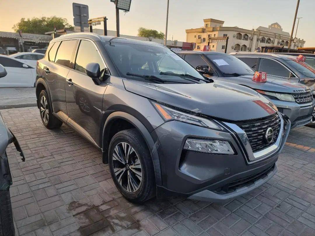 NISSAN ROGUE