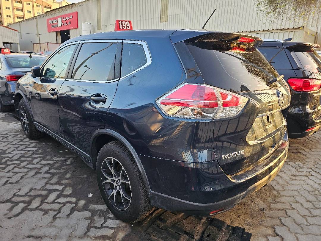 NISSAN ROGUE