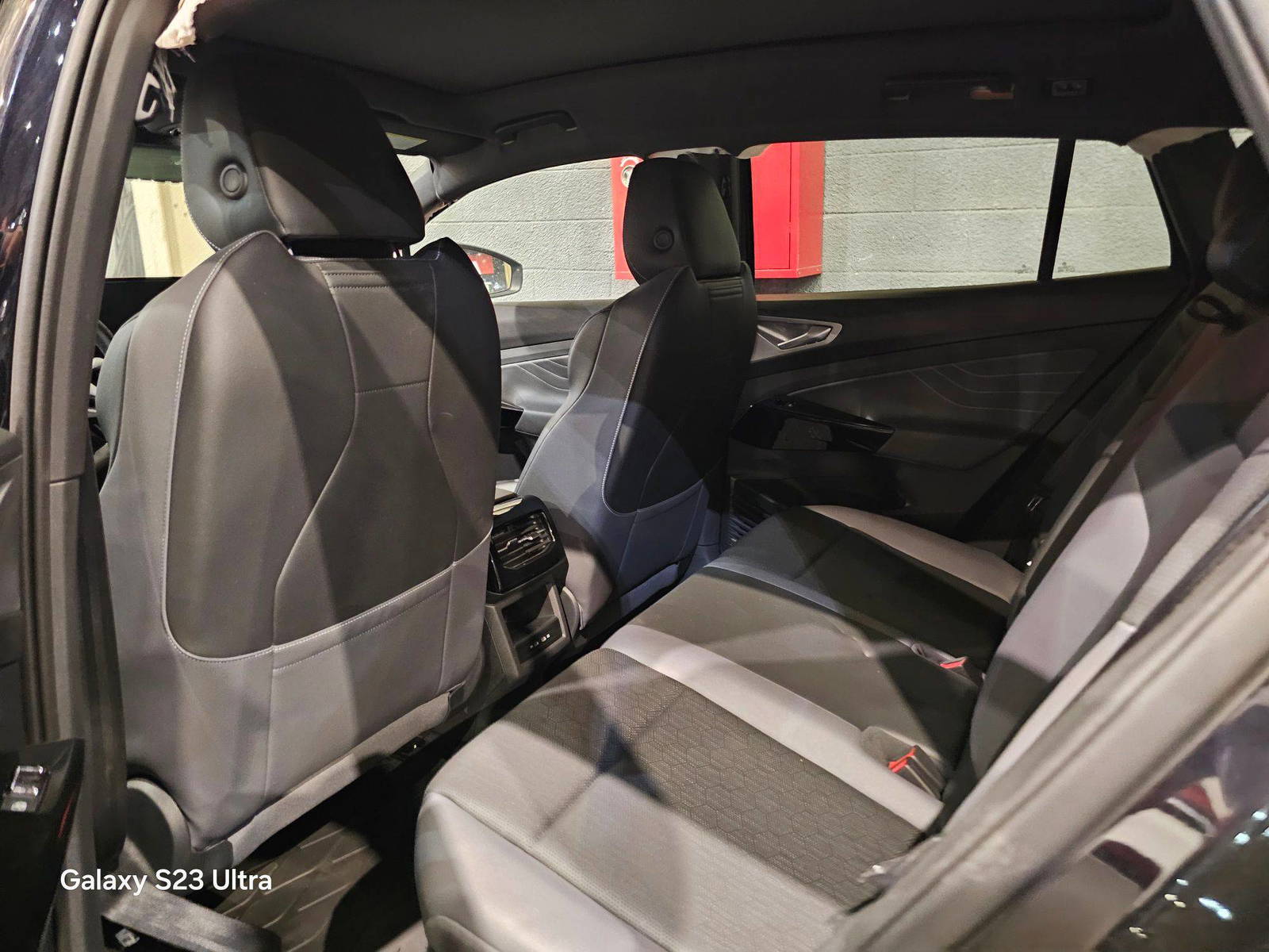 2023 VOLKSWAGEN id.4 — 14273 Miles — Lot PC032867 — Main - Marhaba Auctions Used Cars - Image 7