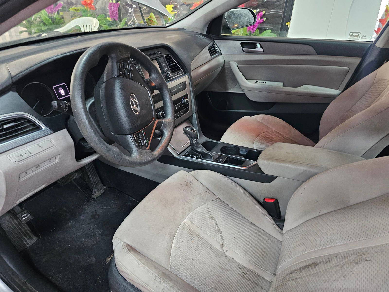 2015 HYUNDAI SONATA — 165615 Miles — Lot 97181795 — Main - Marhaba Auctions Used Cars - Image 8