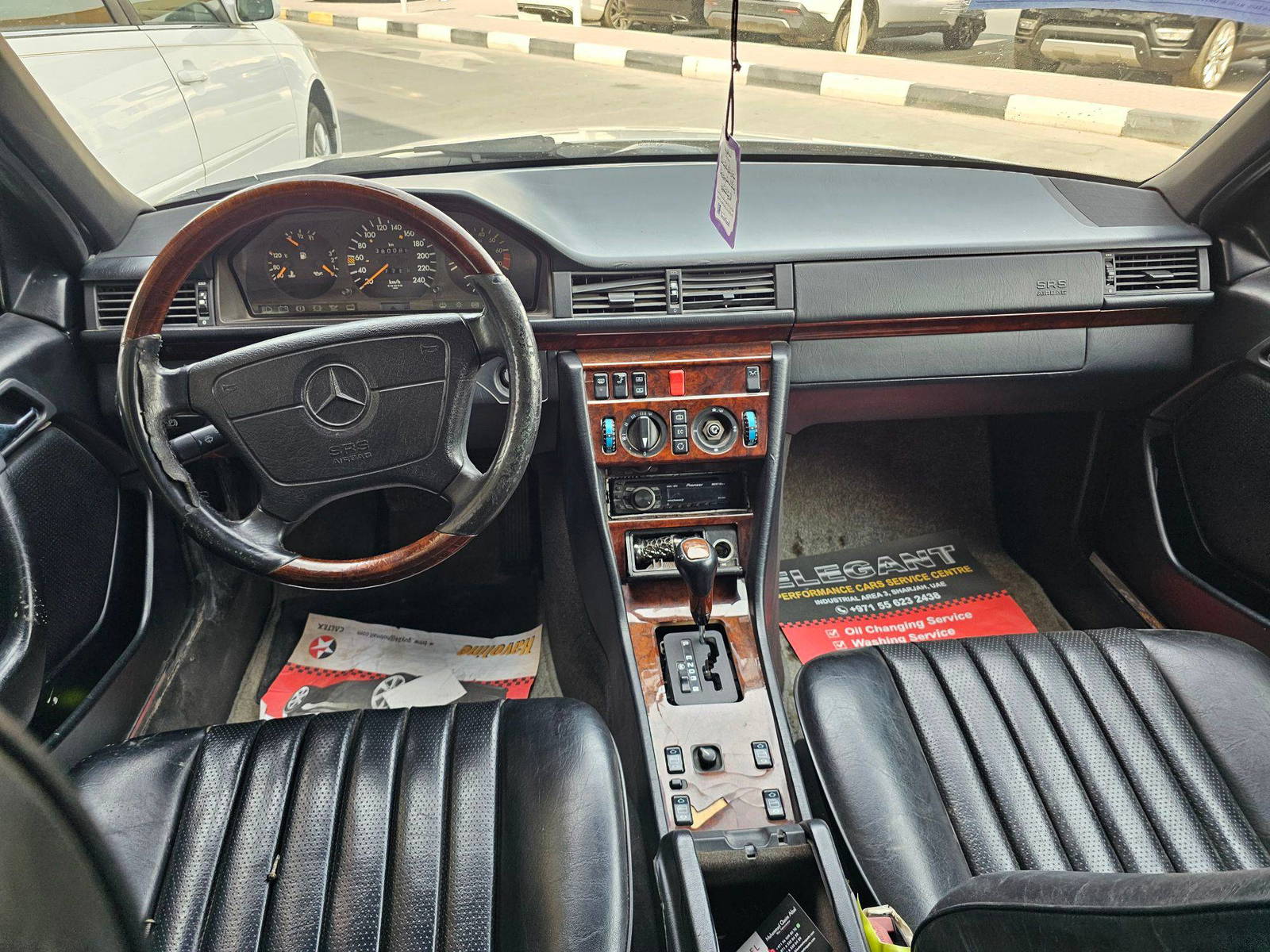 1995 MERCEDES BENZ E 280 — 380088 KM — Lot 9SC208353 — Souq - Marhaba Auctions Used Cars - Image 7