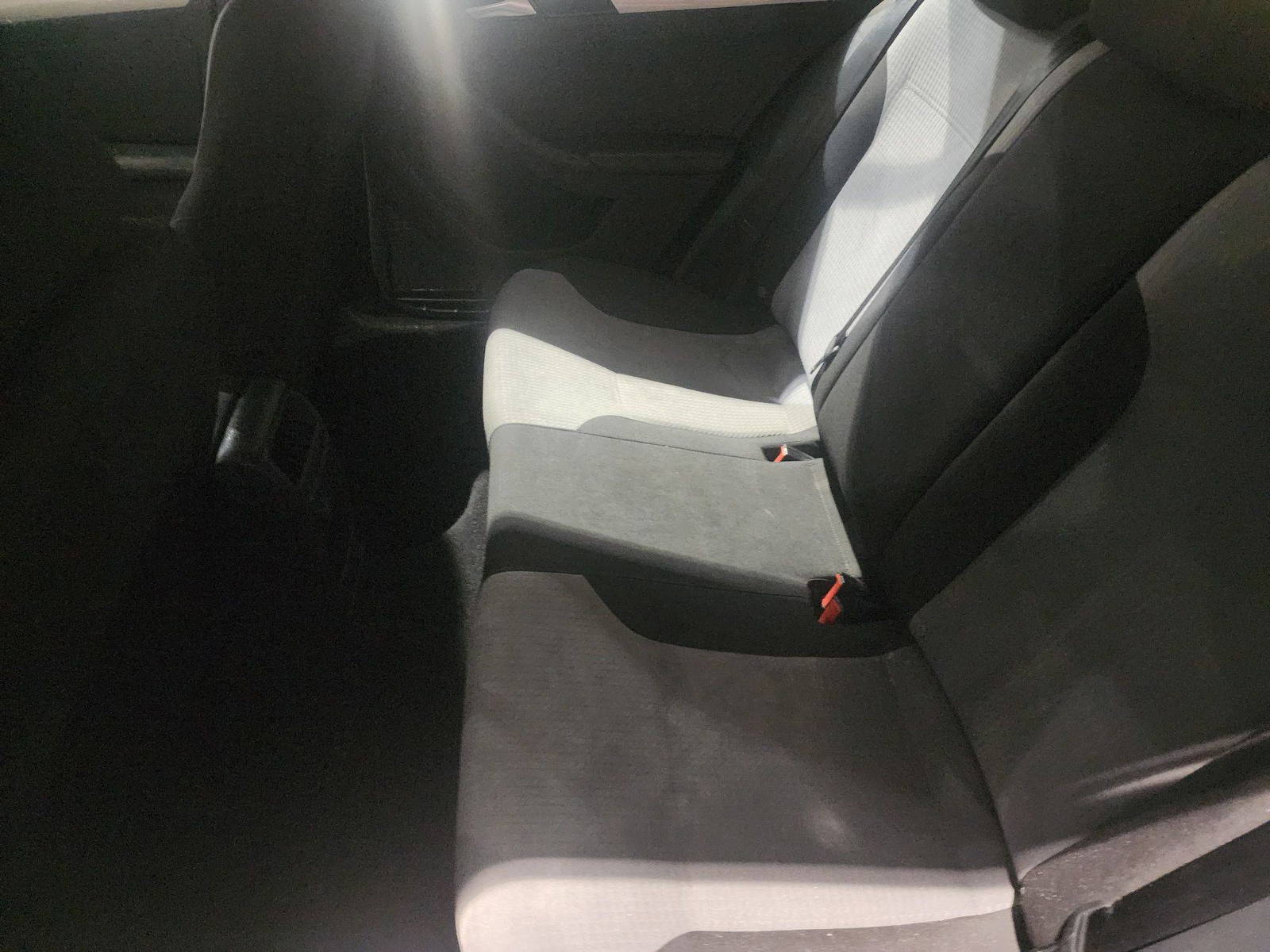 2017 VOLKSWAGEN JETTA — 207508 Miles — Lot 75231323 - Marhaba Auctions Used Cars - Image 8