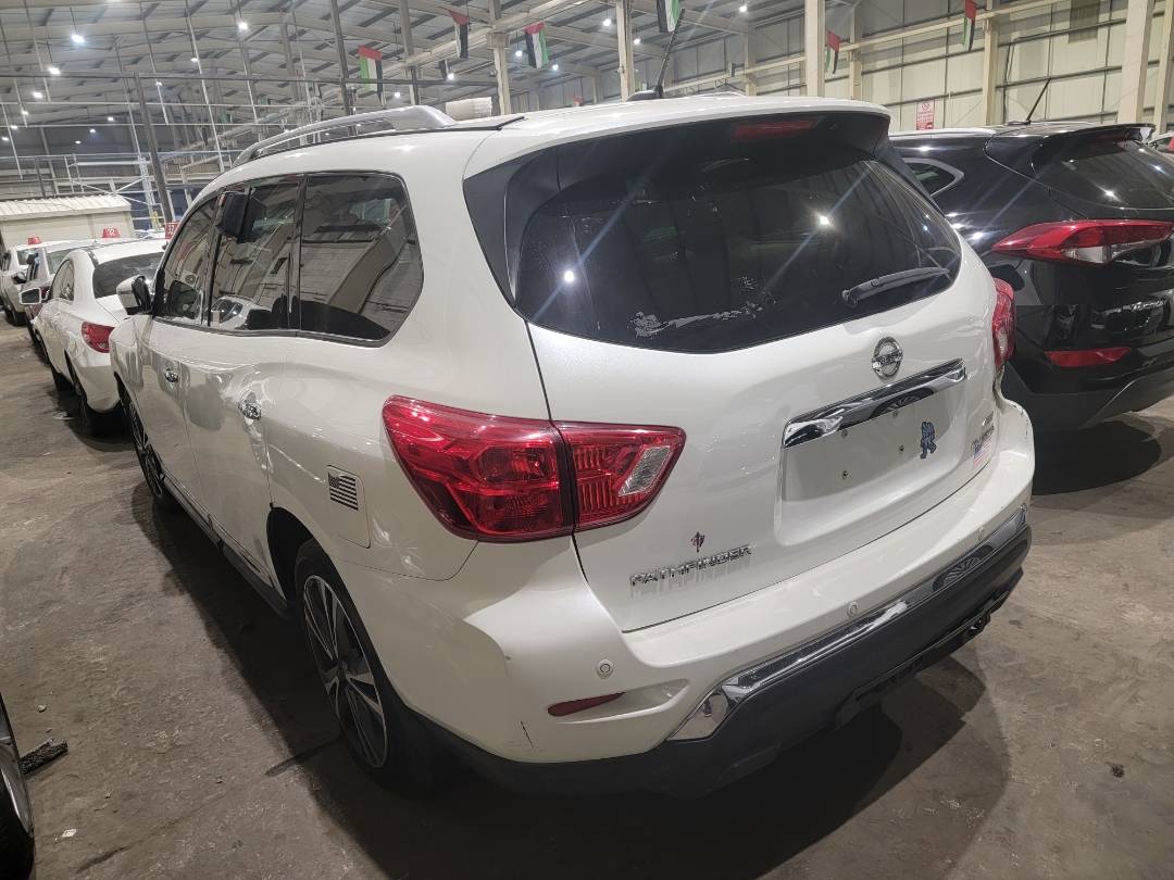 2018 NISSAN PATHFINDER — 258212 Miles — Lot 666874 — Main - Marhaba Auctions Used Cars - Image 6