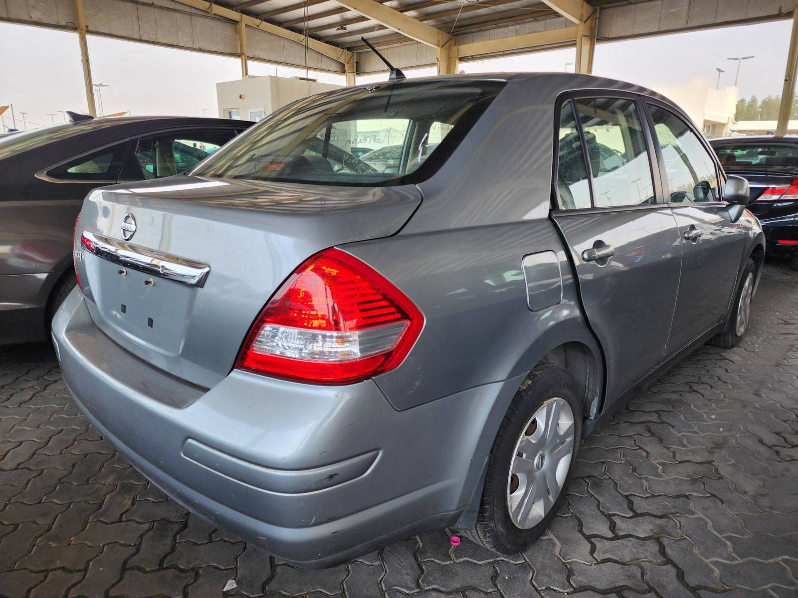 2010 NISSAN VERSA — 180090 Miles — Lot 38966246 — Souq - Marhaba Auctions Used Cars - Image 3
