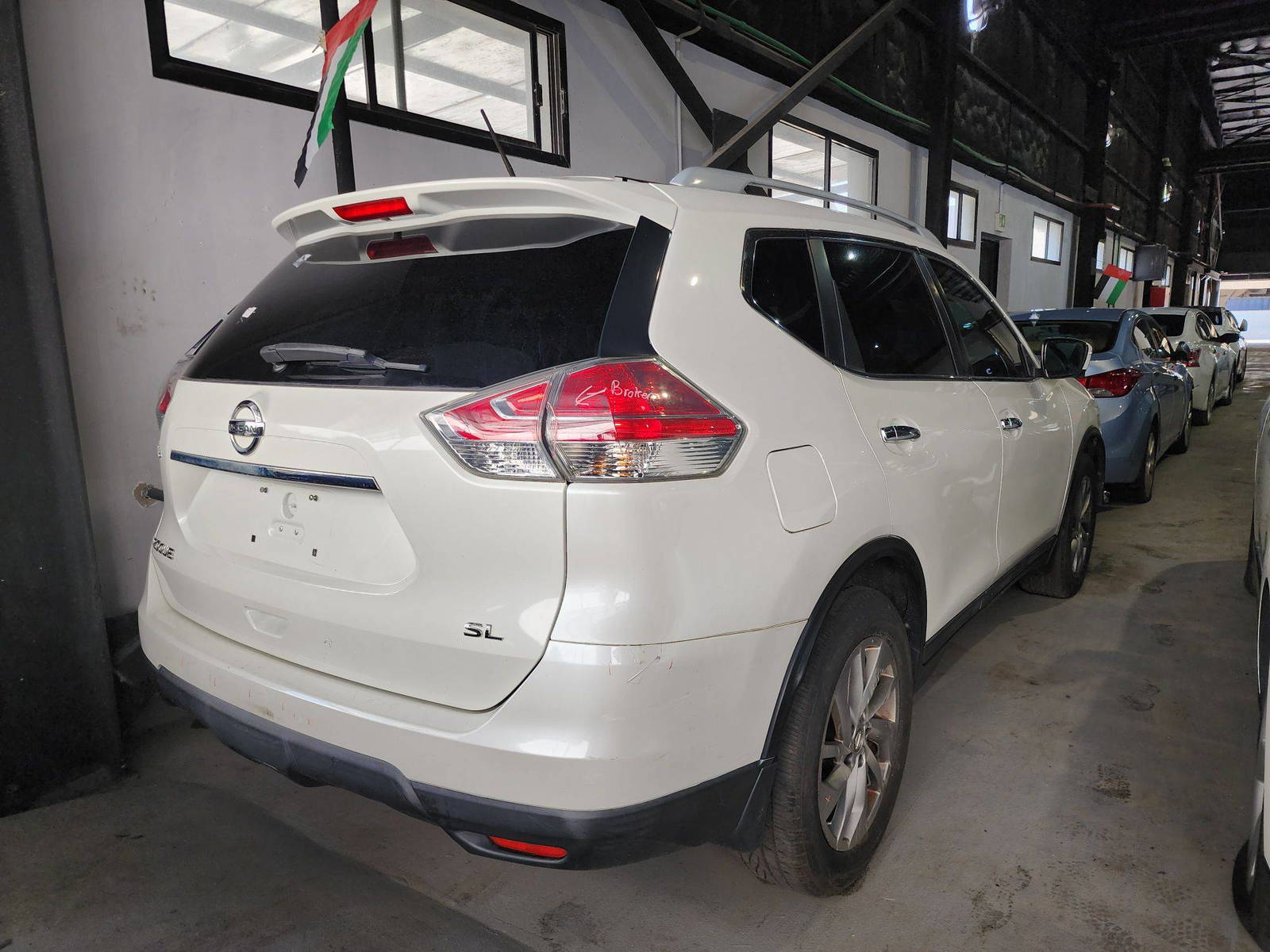 2015 NISSAN ROGUE — 190077 Miles — Lot C826187 — Al Quoz - Marhaba Auctions Used Cars - Image 3