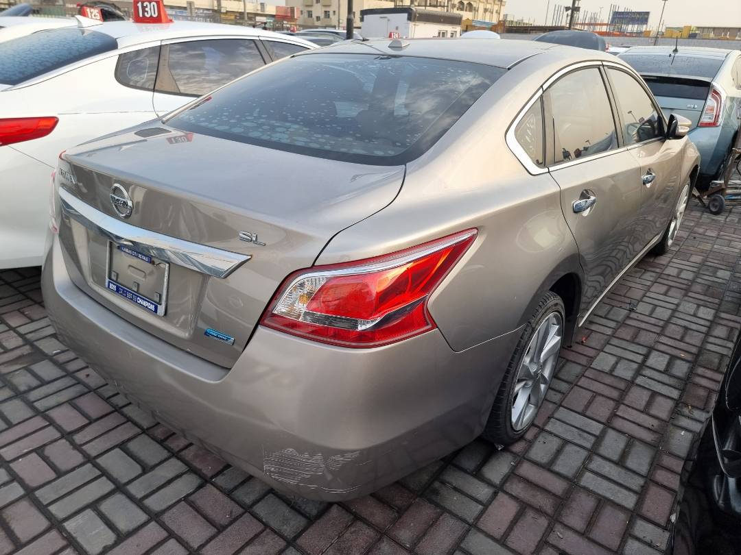 2013 NISSAN ALTIMA — 250520 Miles — Lot 96399 — Main - Marhaba Auctions Used Cars - Image 5