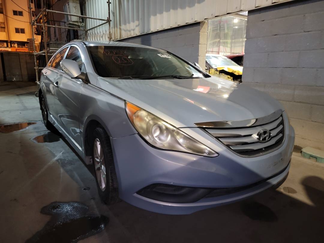 2014 HYUNDAI SONATA — 149903 Miles — Lot 927513 — Main - Marhaba Auctions Used Cars - Image 4