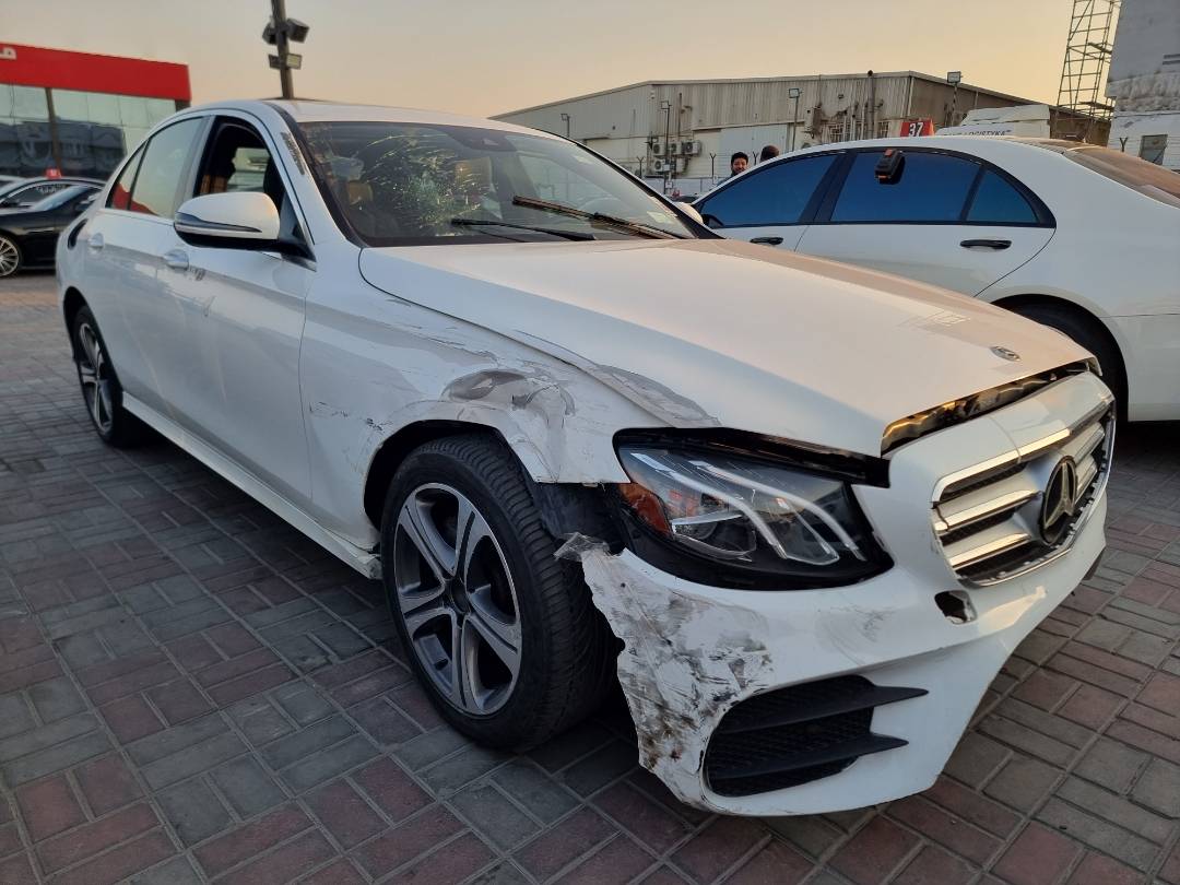 MERCEDES BENZ E-300 2018 - Marhaba Auction Used Cars - Image 3