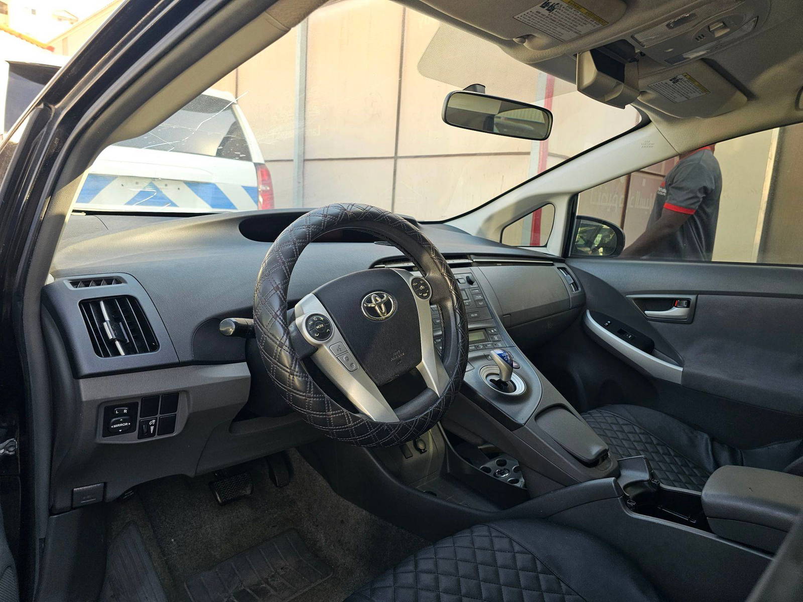 TOYOTA PRIUS 2010 - Marhaba Auction Used Cars - Image 7