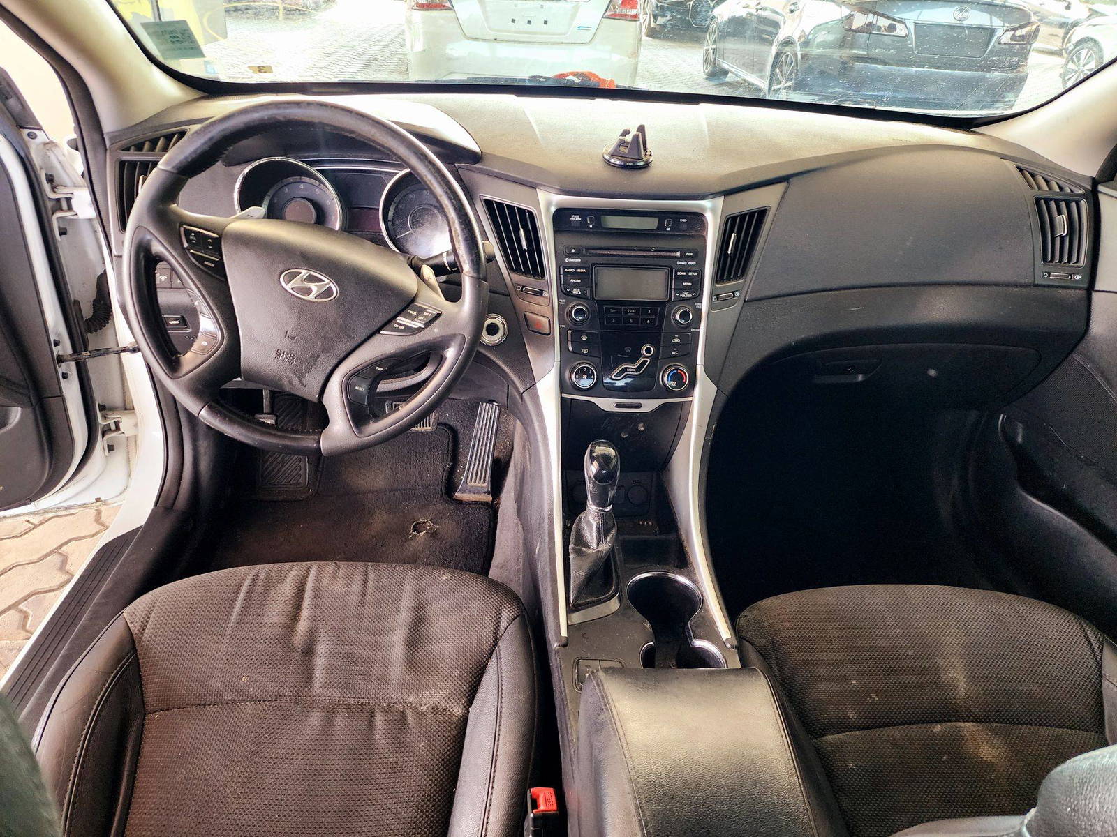 2013 HYUNDAI SONATA — 186704 Miles — Lot 6DH803854 — Souq - Marhaba Auctions Used Cars - Image 7