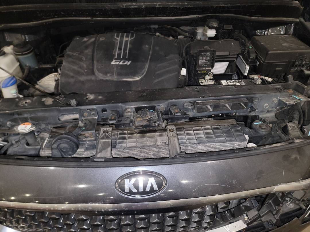 2017 KIA SEDONA — 183750 Miles — Lot H6336815 — Main - Marhaba Auctions Used Cars - Image 11
