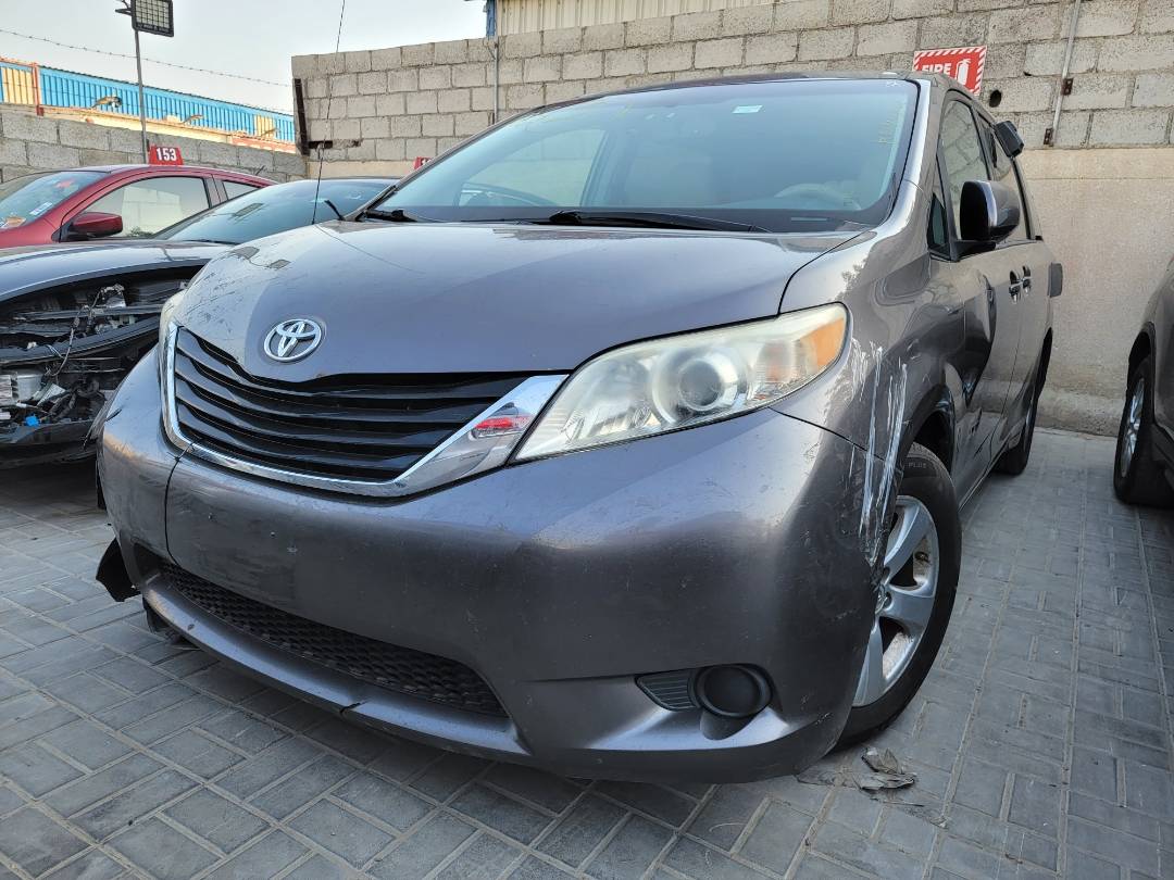 2013 TOYOTA SIENNA — 264964 Miles — Lot C8DS345675 — Main - Marhaba Auctions Used Cars - Image 5