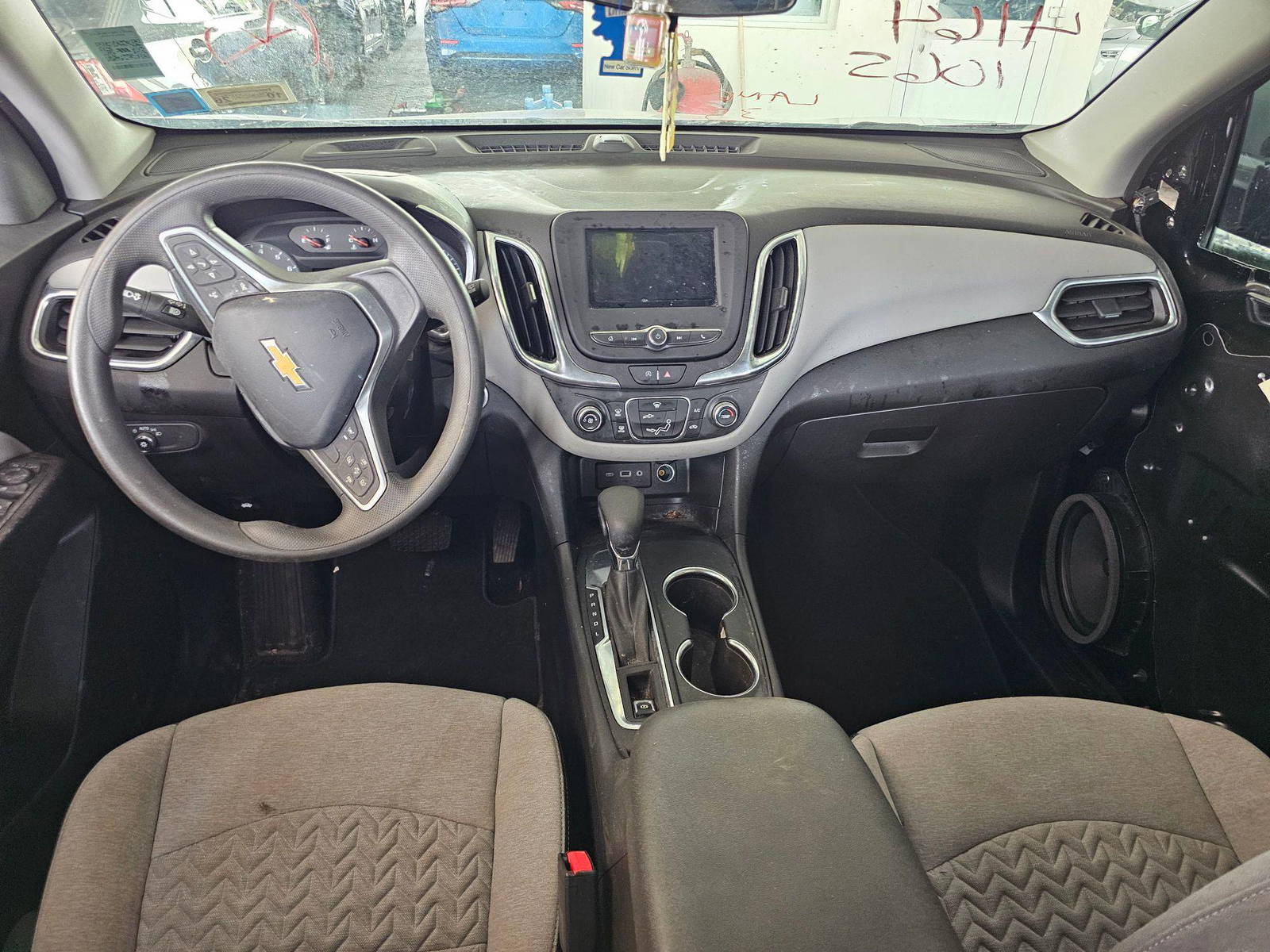 2023 CHEVROLET EQUINOX — 15967 Miles — Lot 41641065 — Al Surrah - Marhaba Auctions Used Cars - Image 6