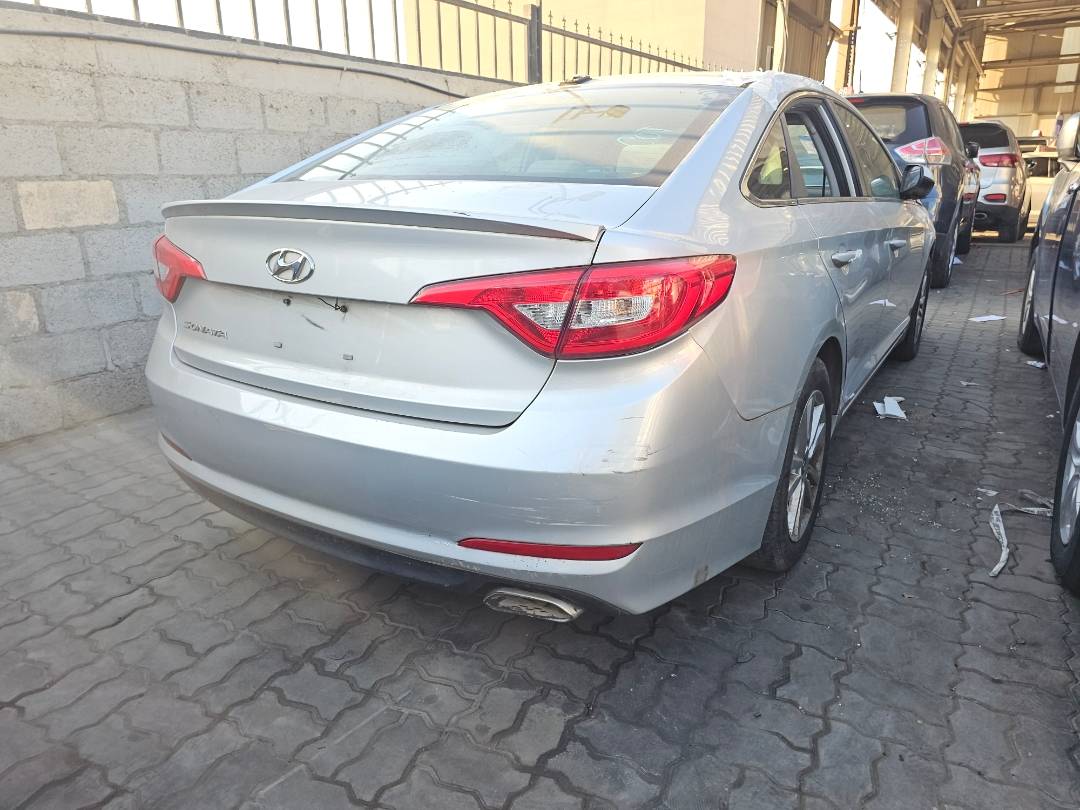 2015 HYUNDAI SONATA — 183246 Miles — Lot H121410 — Main - Marhaba Auctions Used Cars - Image 6