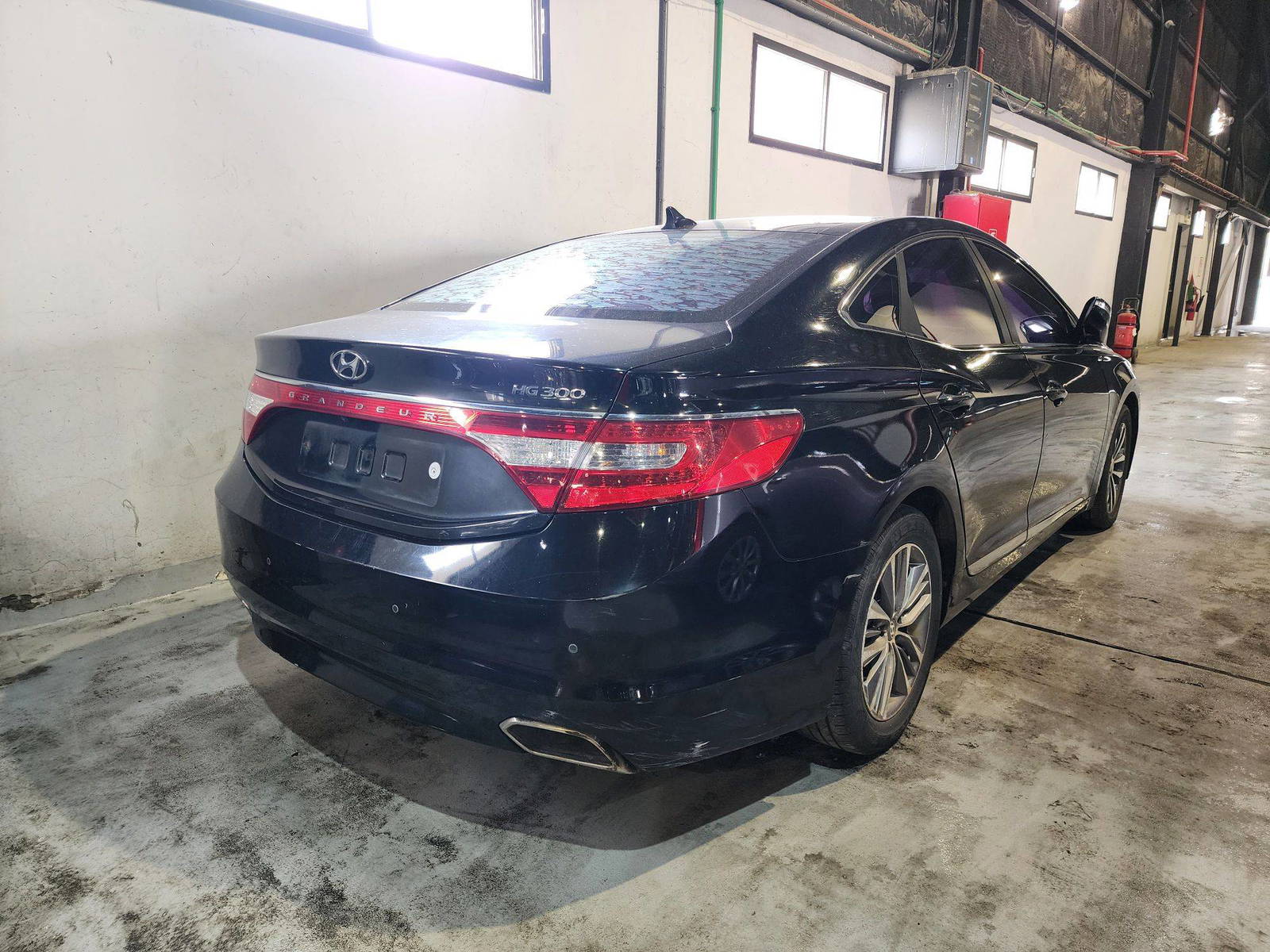 HYUNDAI GRANDEUR 2014 - Marhaba Auction Used Cars - Image 5