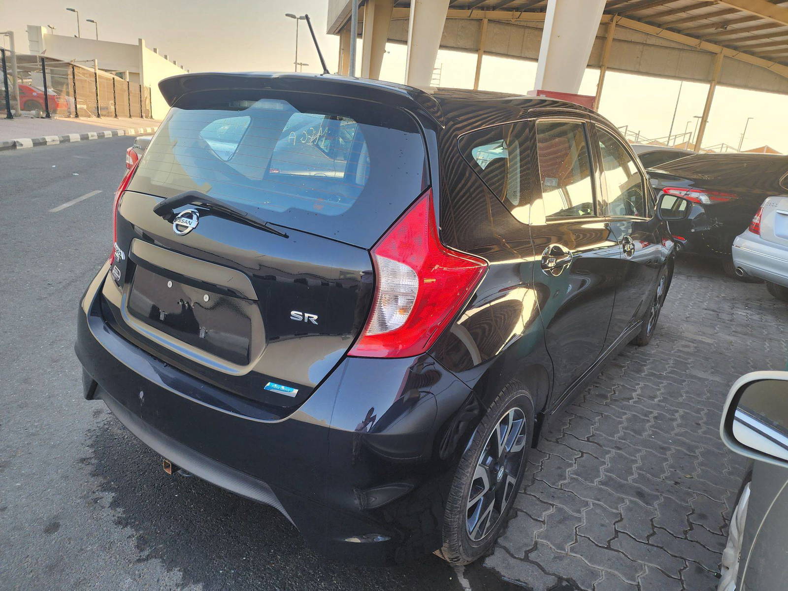 2015 NISSAN VERSA NOTE — 167729 KM — Lot 58238943 — Souq - Marhaba Auctions Used Cars - Image 5