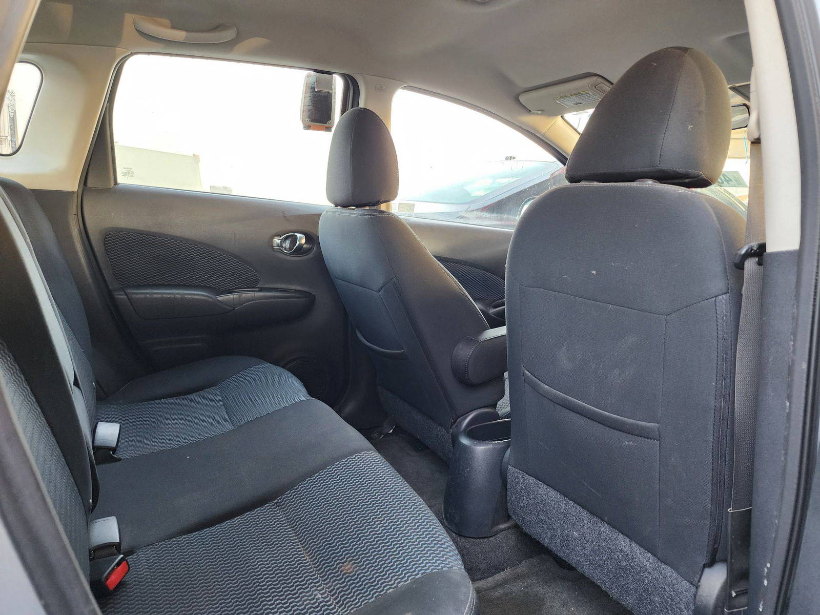 2014 NISSAN VERSA NOTE — 136068 Miles — Lot 40076394 — Souq - Marhaba Auctions Used Cars - Image 4