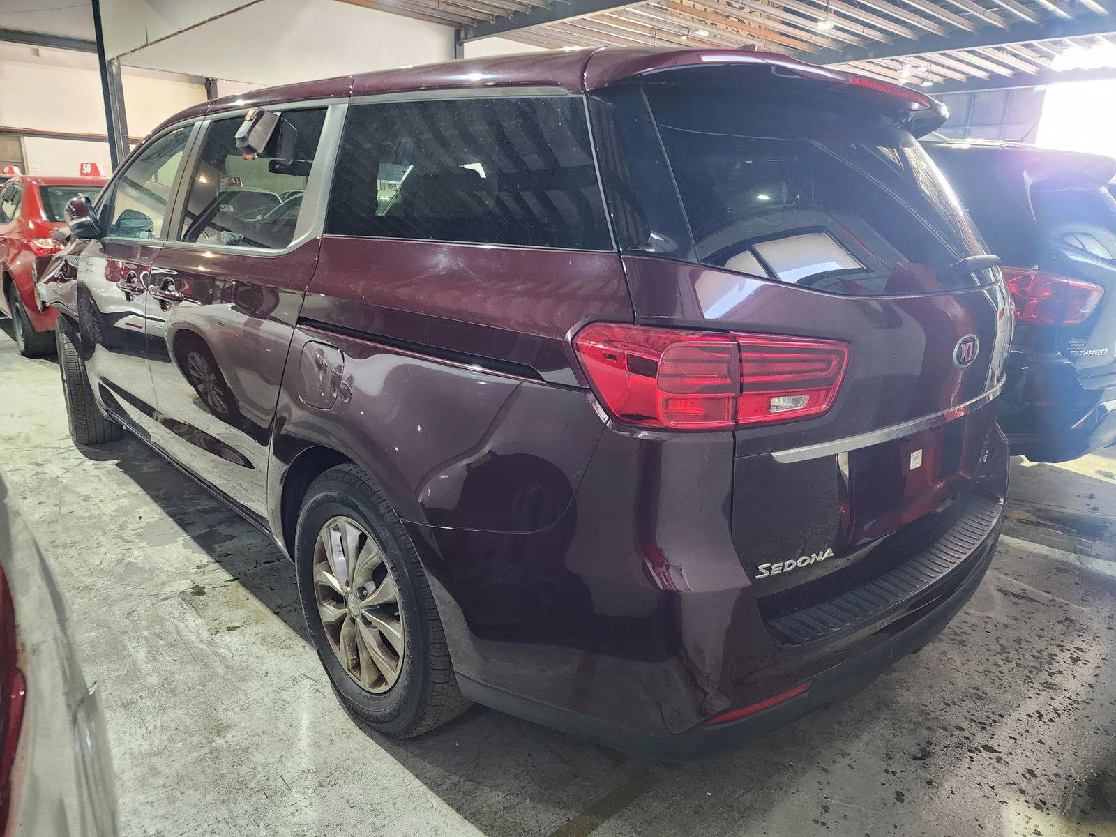 2019 KIA SEDONA — 72422 Miles — Lot 80479574 — Al Quoz - Marhaba Auctions Used Cars - Image 11