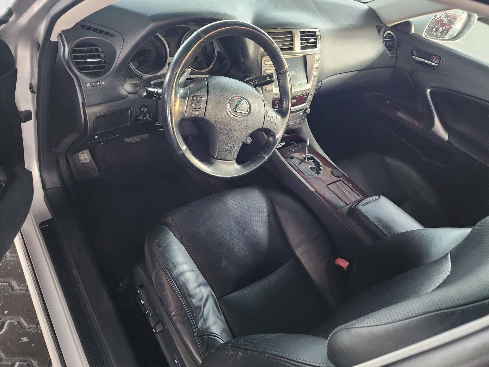 2006 LEXUS IS 250 — 0 Miles — Lot 37757752 - Marhaba Auctions Used Cars - Image 10