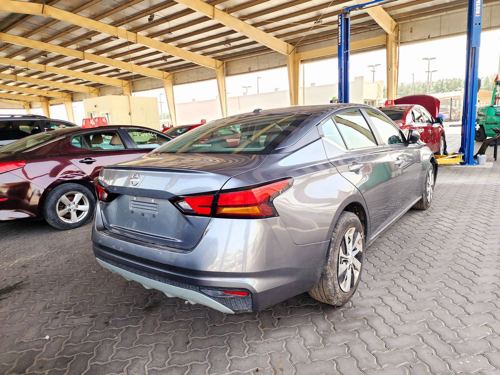 2019 NISSAN ALTIMA — 121256 Miles — Lot 79674044 — Souq - Marhaba Auctions Used Cars - Image 3