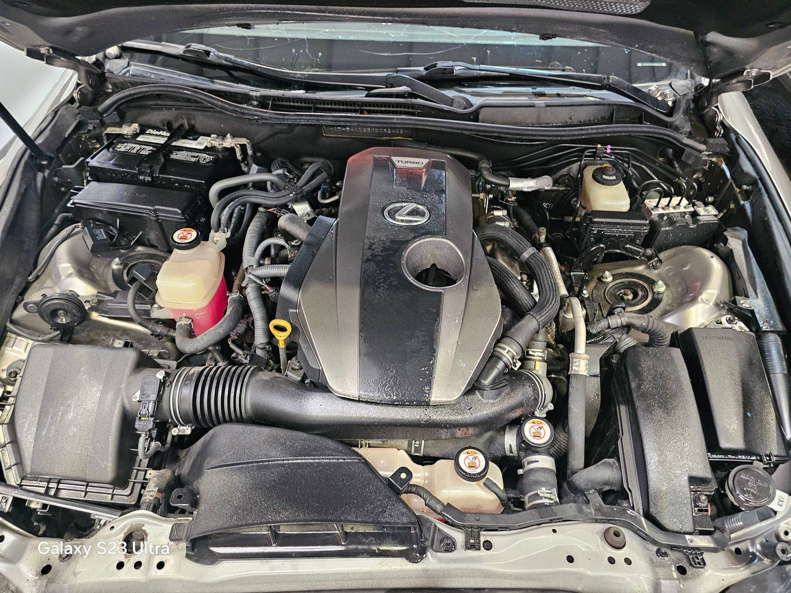 LEXUS IS 300 2019 - Marhaba Auction Used Cars - Image 12